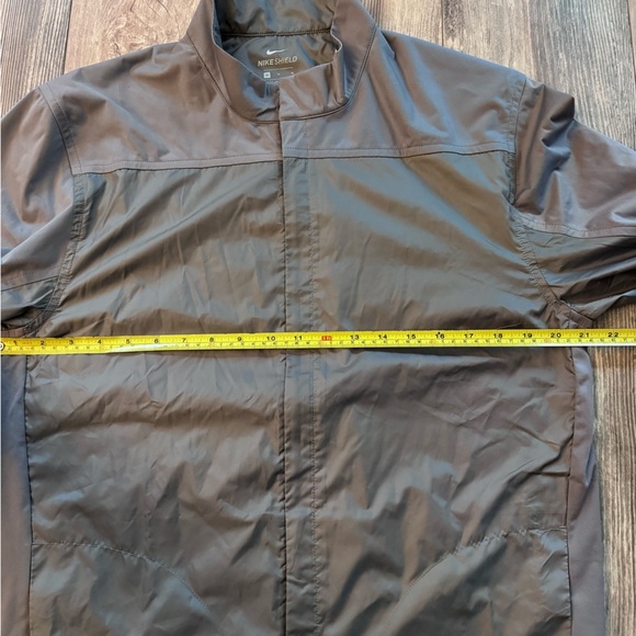 Nike Shield Softshell Jacket Men Size M Full Zip Color Grey 2 Pockets Polyester - Picture 3 of 8
